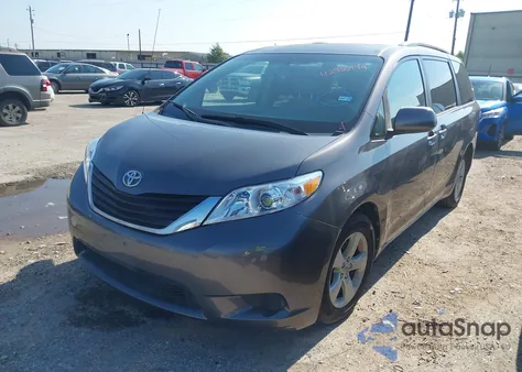 2013 Toyota Sienna Le V6 8 Passenger from USA, damaged, VIN 5TDKK3DC0DS301993